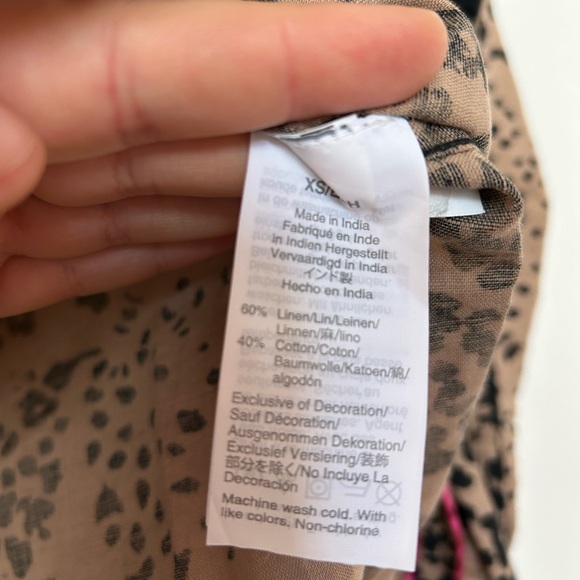 J. Crew Linen Leopard Print Button Down with Pink Contrast Piping - Picture 5 of 7